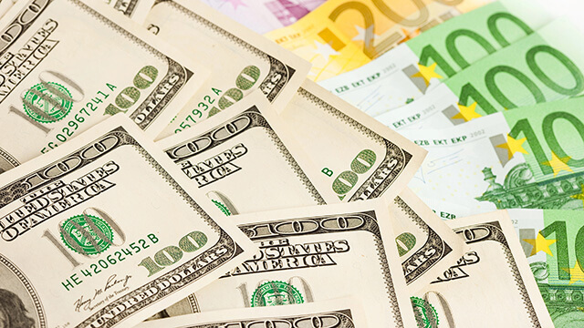 EUR/USD cai abaixo de 1,1700 em meio a fortes dados econômicos dos EUA