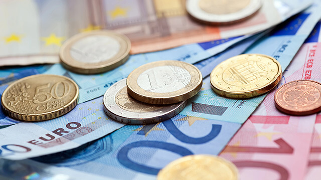 Euro recua enquanto os mercados aguardam a decisão do Fed