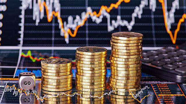 الأسهم العالمية ترتفع مع انخفاض أسعار النفط وتراجع مخاوف التضخم